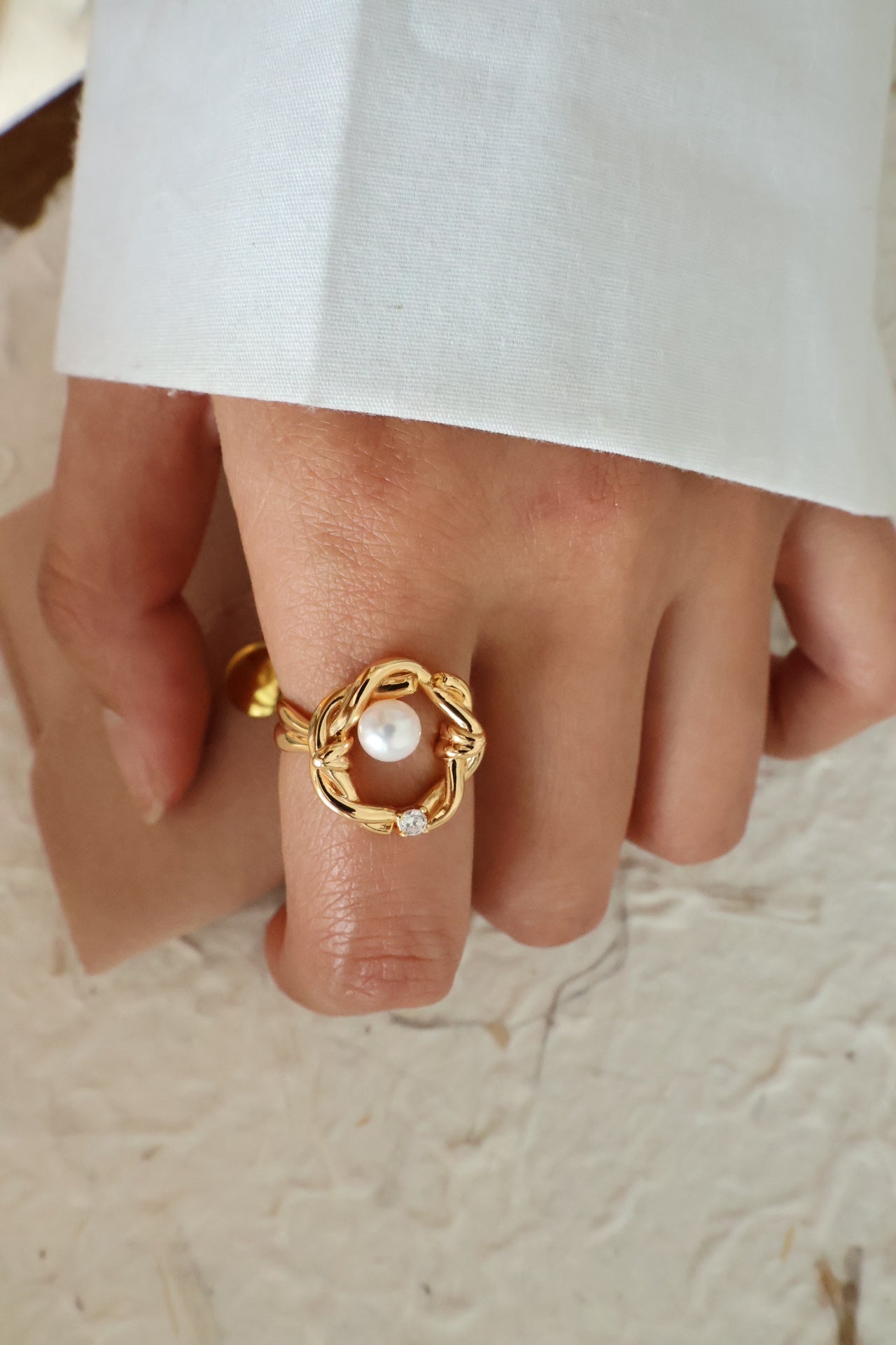 PEARL'S NEST RING