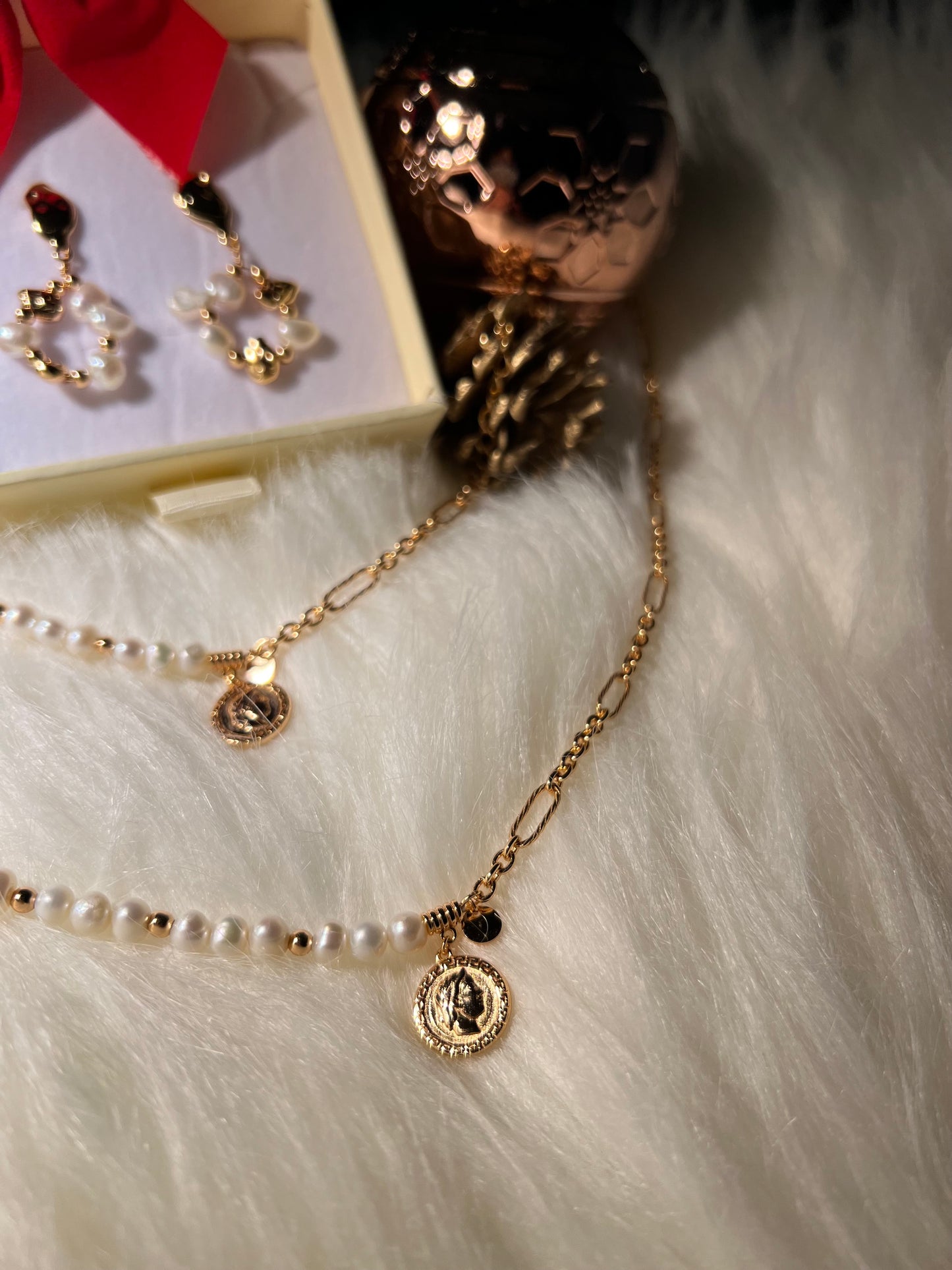 GOLDEN PEARL HARMONY NECKLACE
