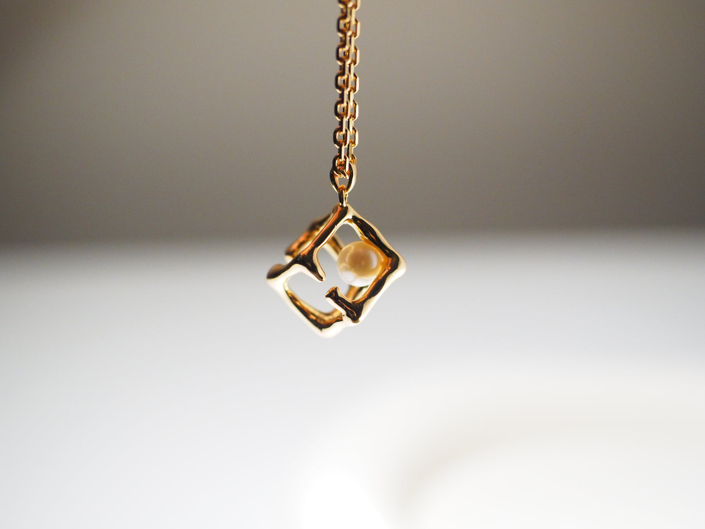 THE MAGIC BOX NECKLACE