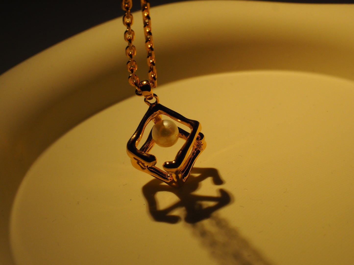 THE MAGIC BOX NECKLACE