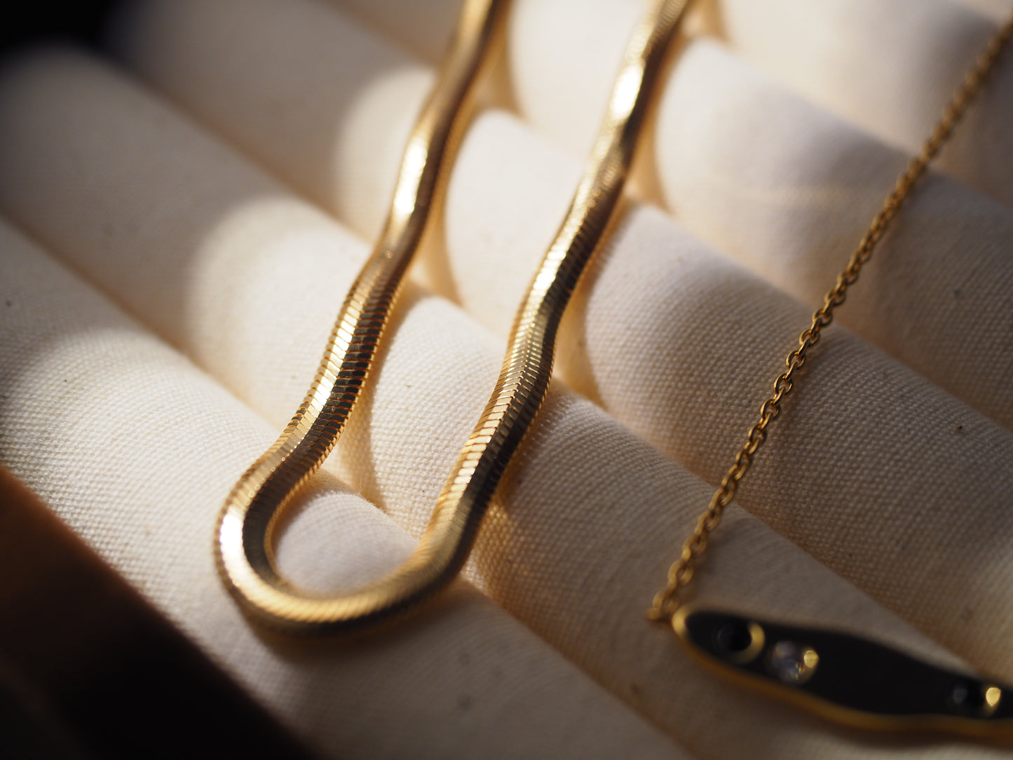 LITTLE SNAKE CHAIN